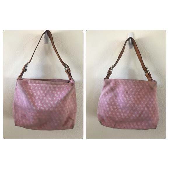 Dooney & Bourke Handbags - Pink Dooney & Bourke Purse**